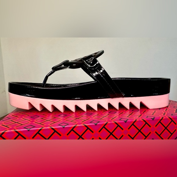 New Tory Burch Miller Cloud Lug Soft Patent Leather Sandal Size 7 Black/Petunia - Picture 8 of 11